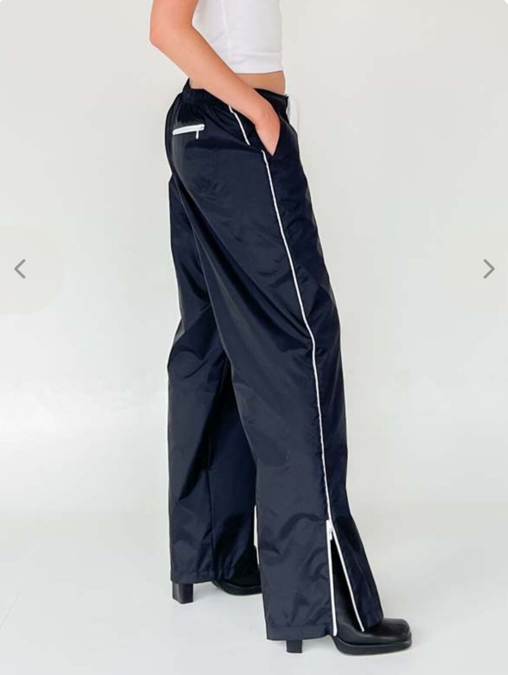Nike Vintage Navy Nylon WindbreakerTrack Pants Drawstrings Waist Size Small 4-6